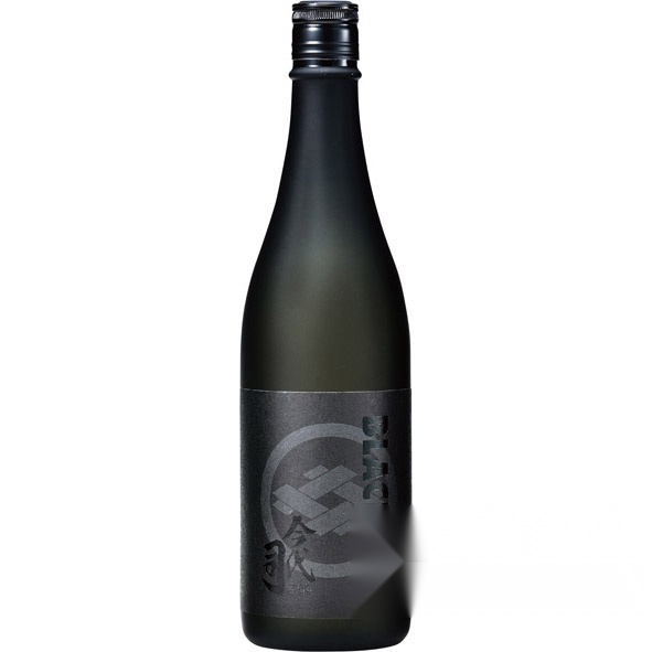 Imayo Tsukasa Black Extra Dry Junmai Sake 720ml