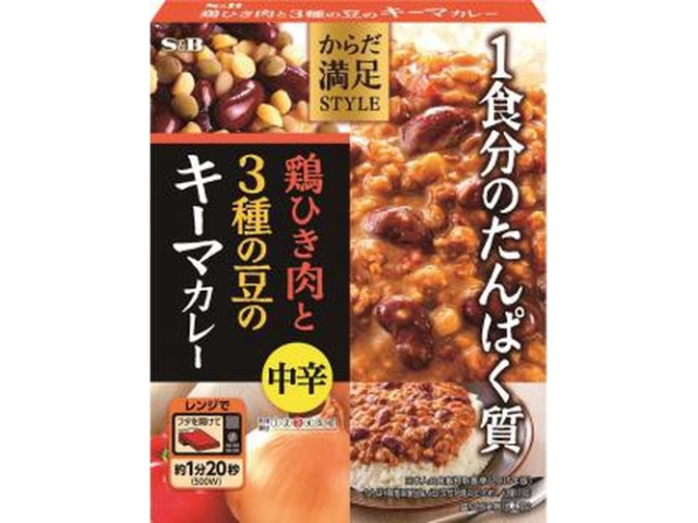 S&B Minced Chicken and Three-Bean Keema Curry, Medium Spicy (Special Order Item) [Purchase 36]